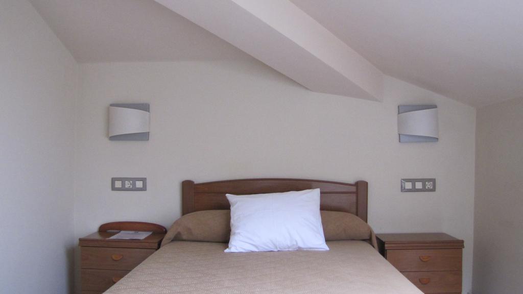 Hotel Migal Cue